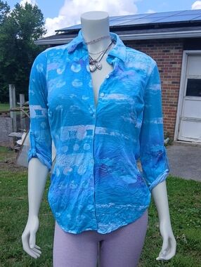 Tango Mango Women's Blue Purple White Tie-Dye Button-Up Shirt